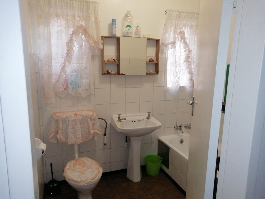 3 Bedroom Property for Sale in Geelhoutpark North West